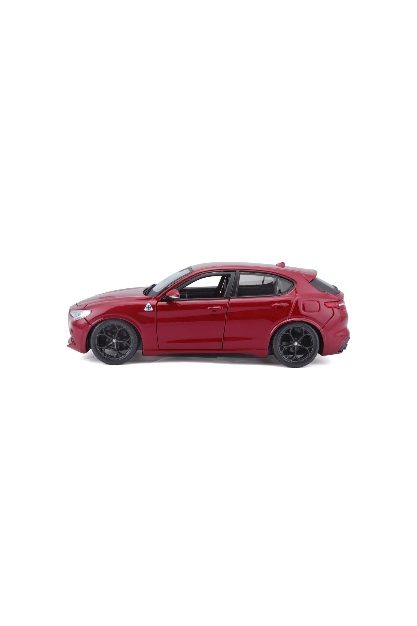 Bburago 1:24 Scale Alfa Romeo Stelvio Ã¢â‚¬â€œ Red