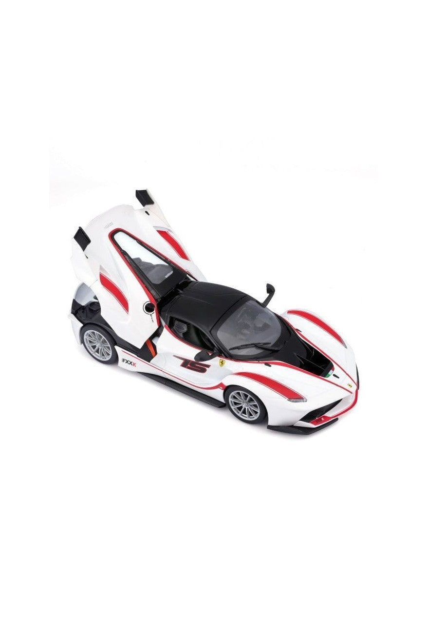 Bburago 1/24 Ferrari FXX-K #75 Diecast Model Car (White)