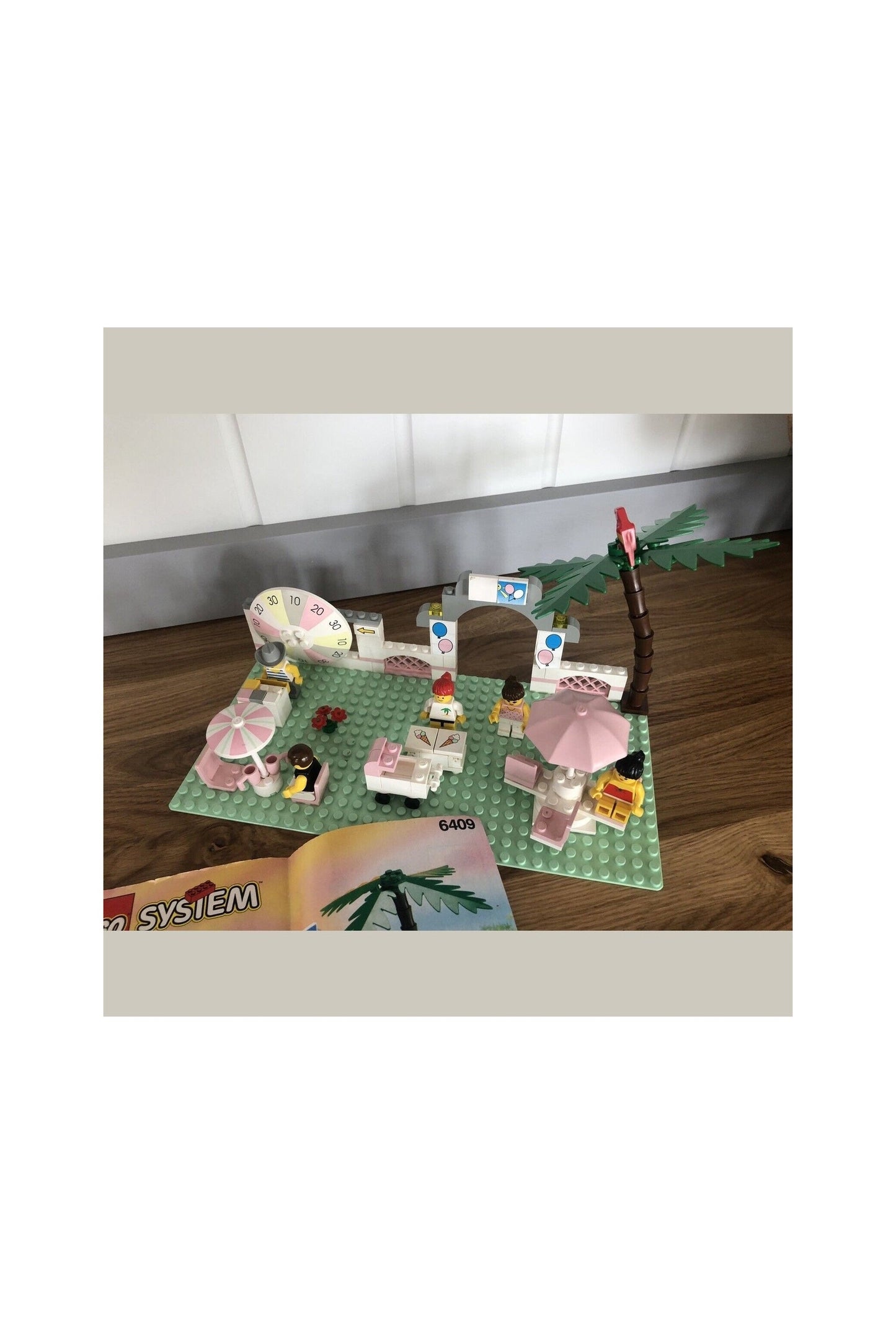 Lego Town: Island Arcade