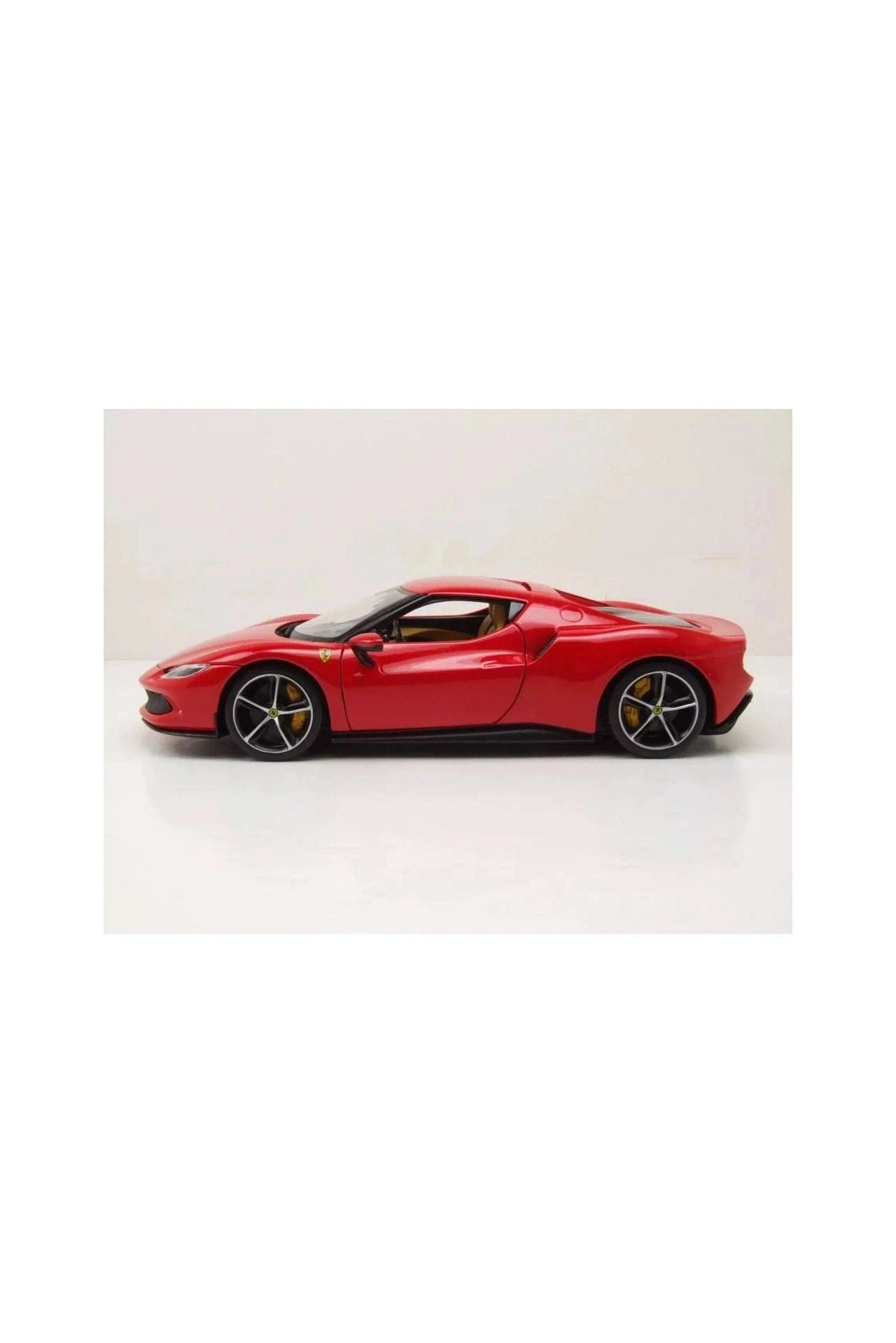 Bburago 1:18 Scale Ferrari 296 GTB Model