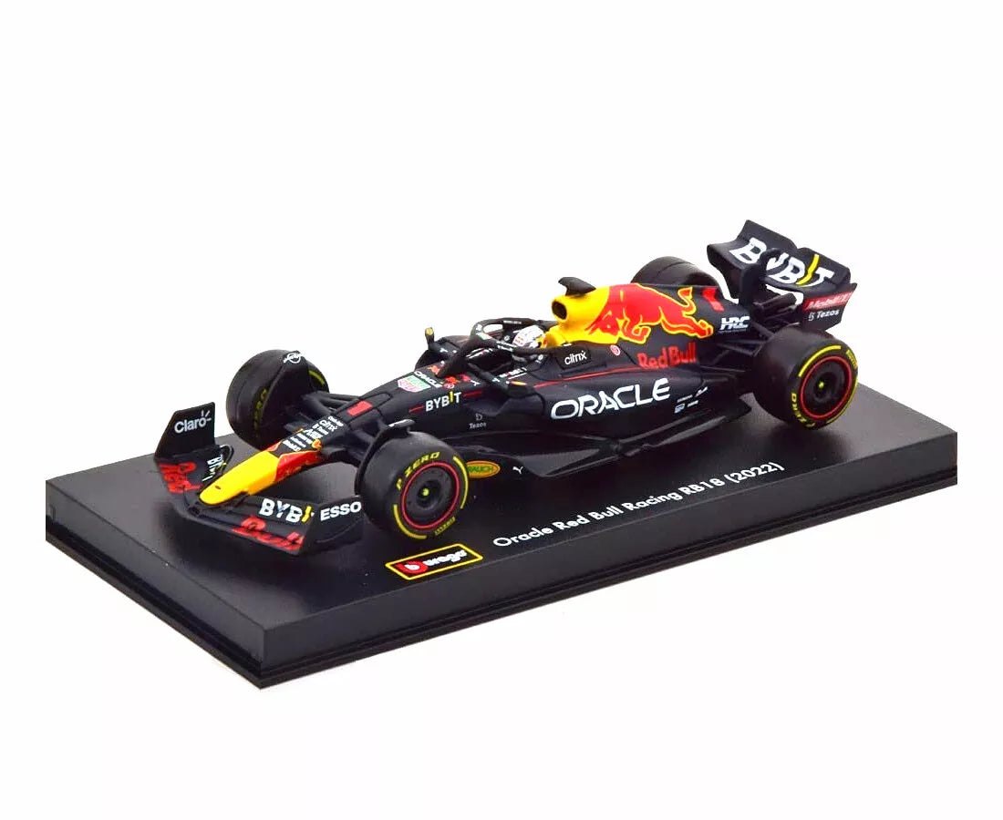 Bburago Red Bull Racing F1 RB18 Verstappen #1 (With Helmet) 1:43 Diecast Model